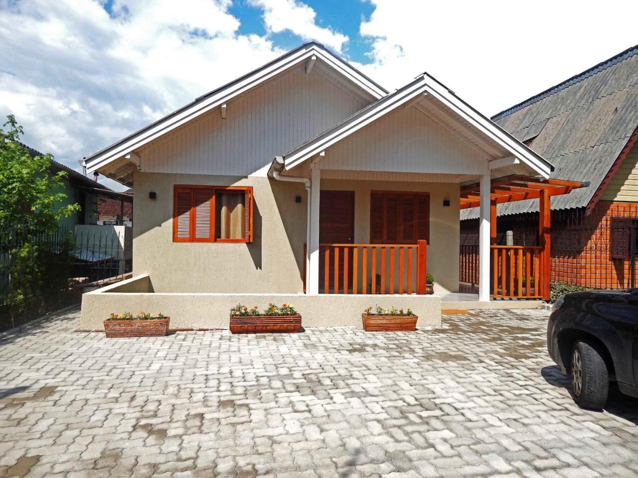 Apartament Flats Ouro Gramado Localizado A 900 Metros Da Entrada Do Centro De Gramado Zewnętrze zdjęcie